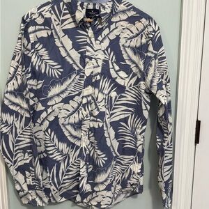 American Eagle Outfitters Navy and White Leaf Print Shirt